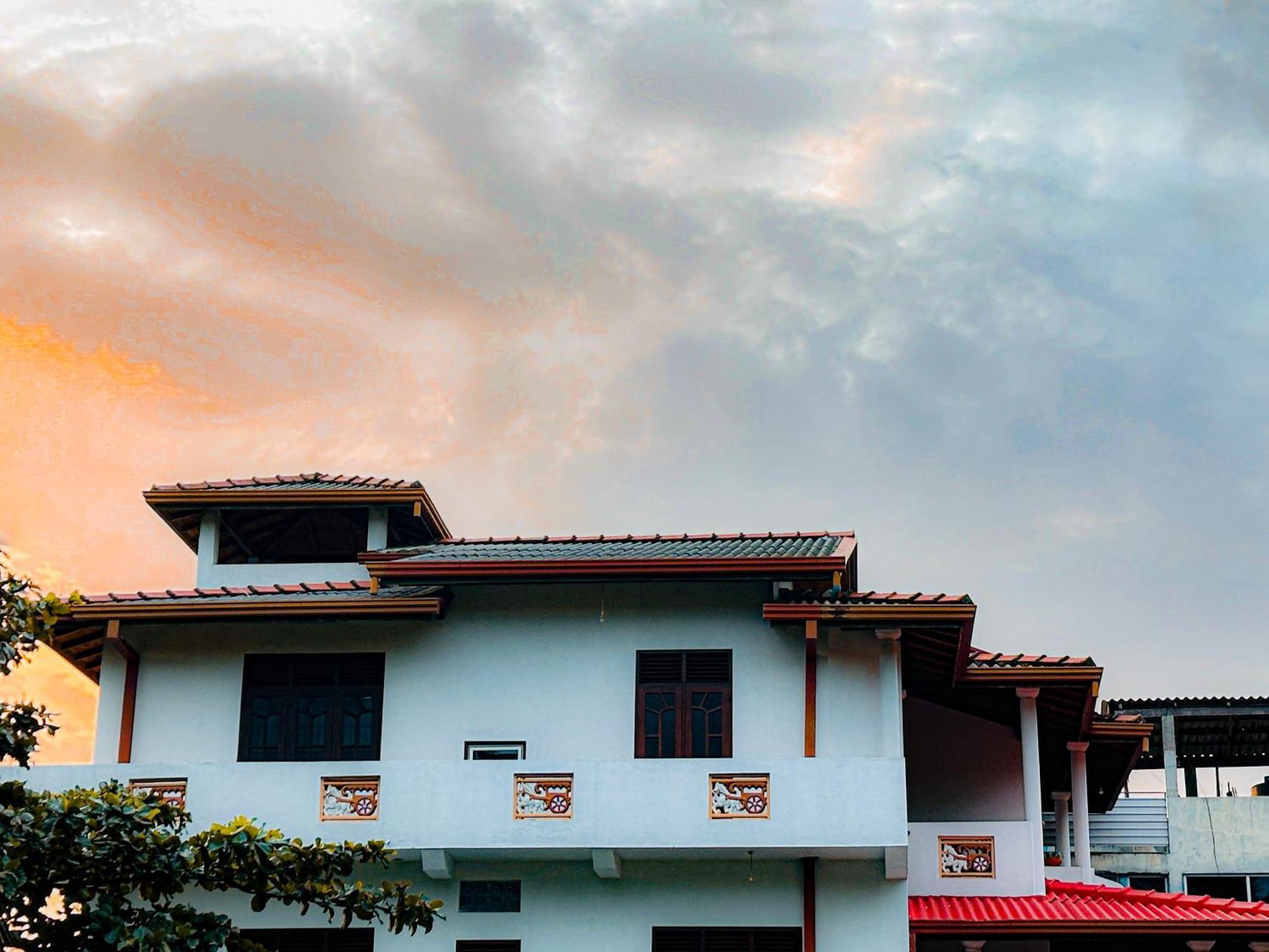Golden Town Hotel Tangalle Εξωτερικό φωτογραφία